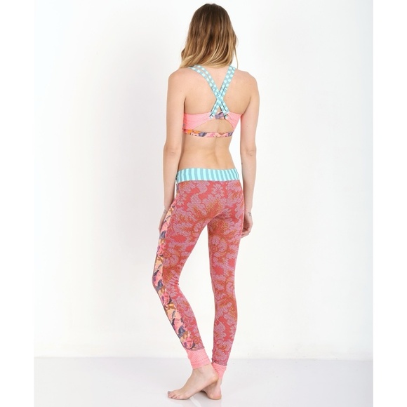 Maaji  Red Rising‎ Ribbons Pants size small - Picture 4 of 12